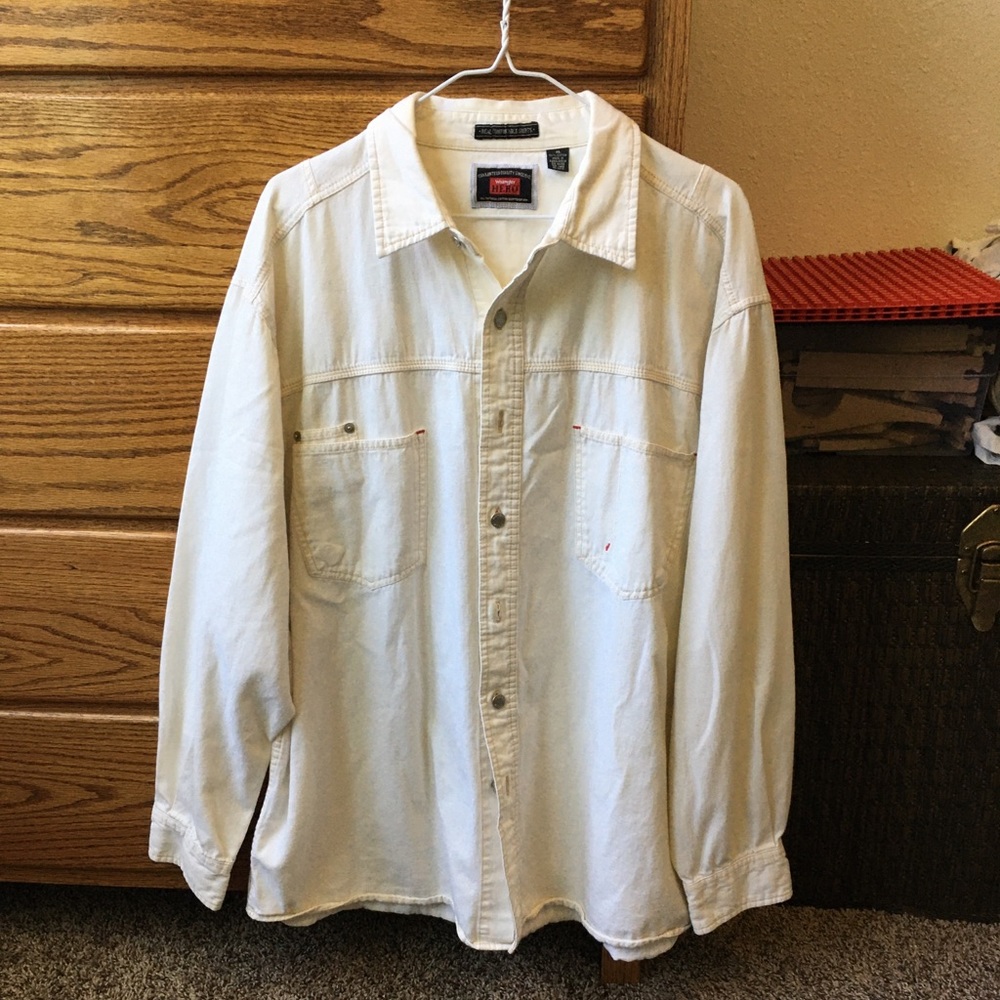 Wrangler Cream/Off-White Casual Button-Down Shirt
